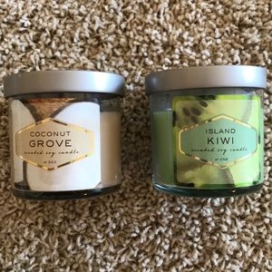 Yummy smelling 4 oz candles!